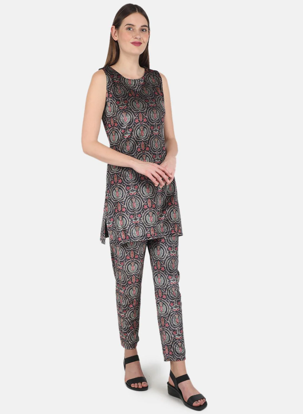 Women NAvy Blue Self design 3 Pc set (Kurti+Shrug+Lower) - Image 7