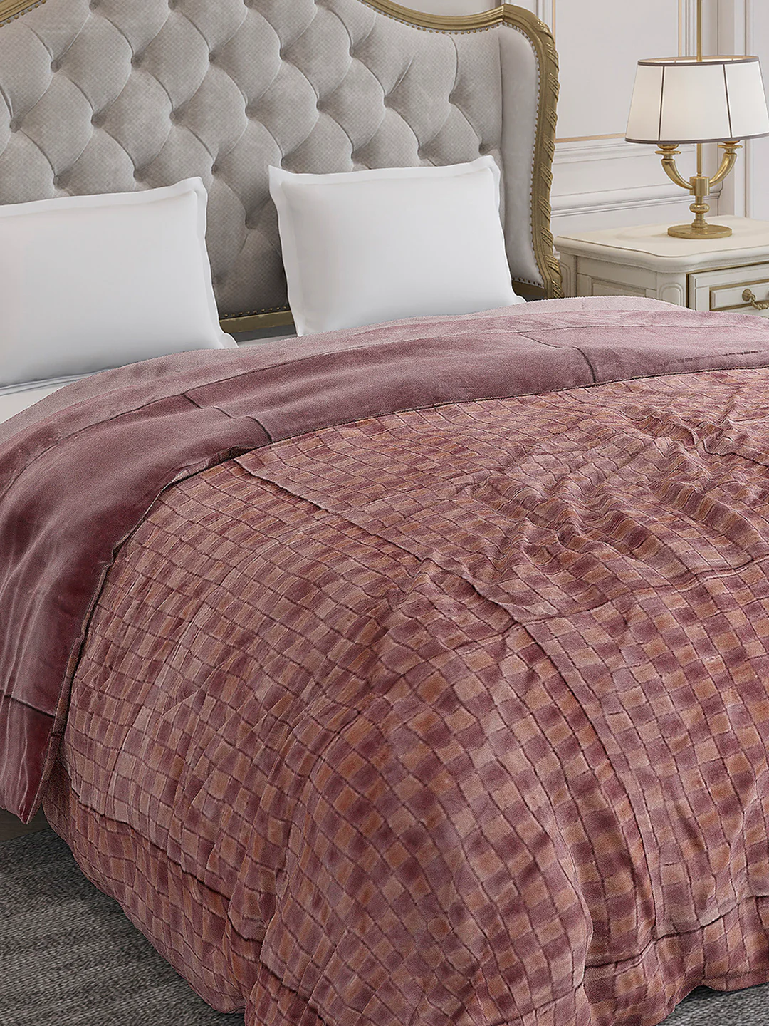 Printed Double Bed 1061 GSM Comforter for Winter - (Peterburg)