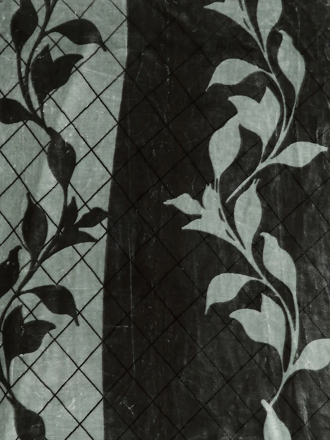 Printed Single Bed 2 Ply, 895 GSM Blanket for Heavy Winter - (Lavish Pvc) - Image 6
