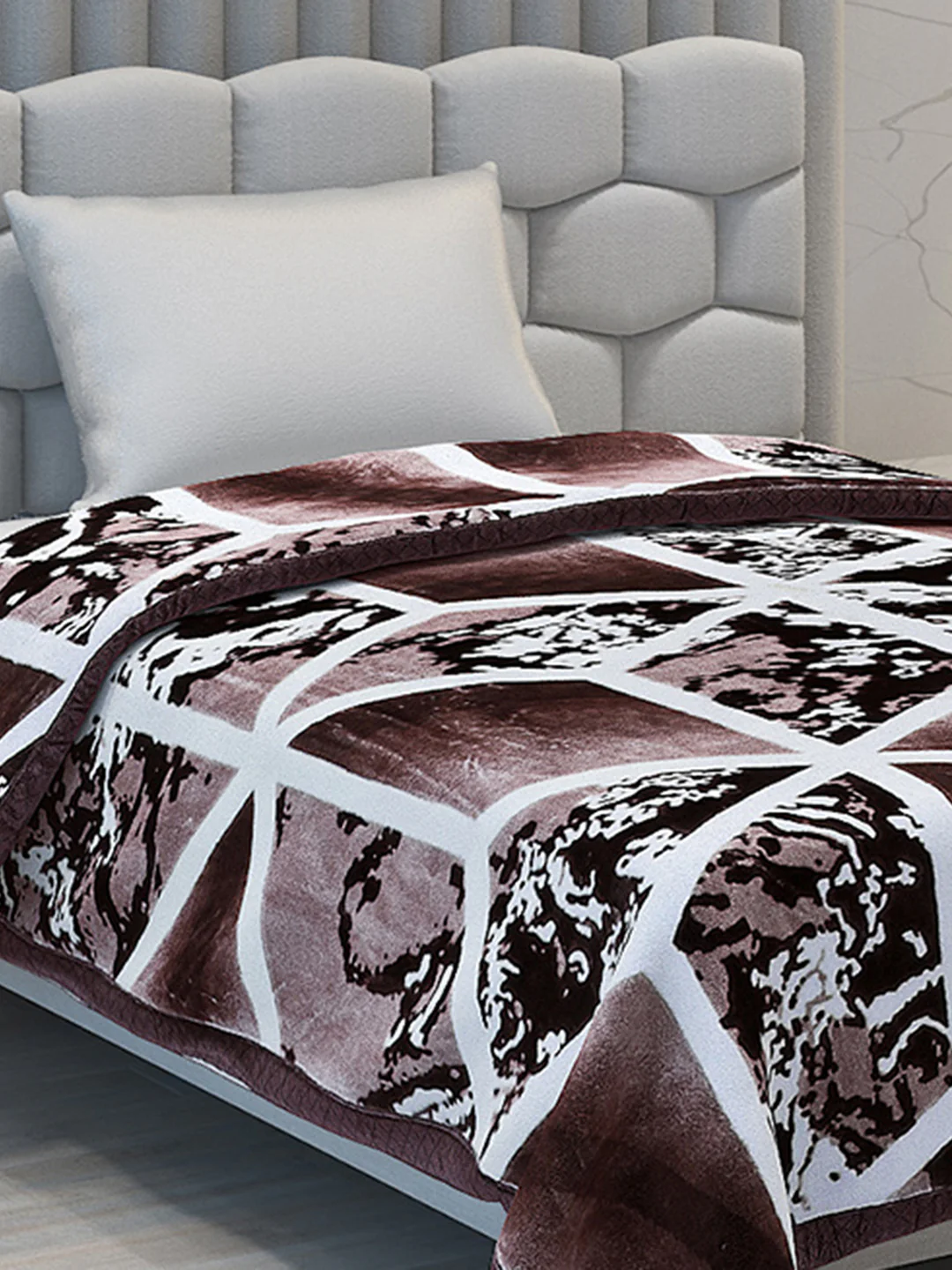 Printed Single Bed 994 GSM Blanket Joseph 2 Ply (Weight 3.5 kg)