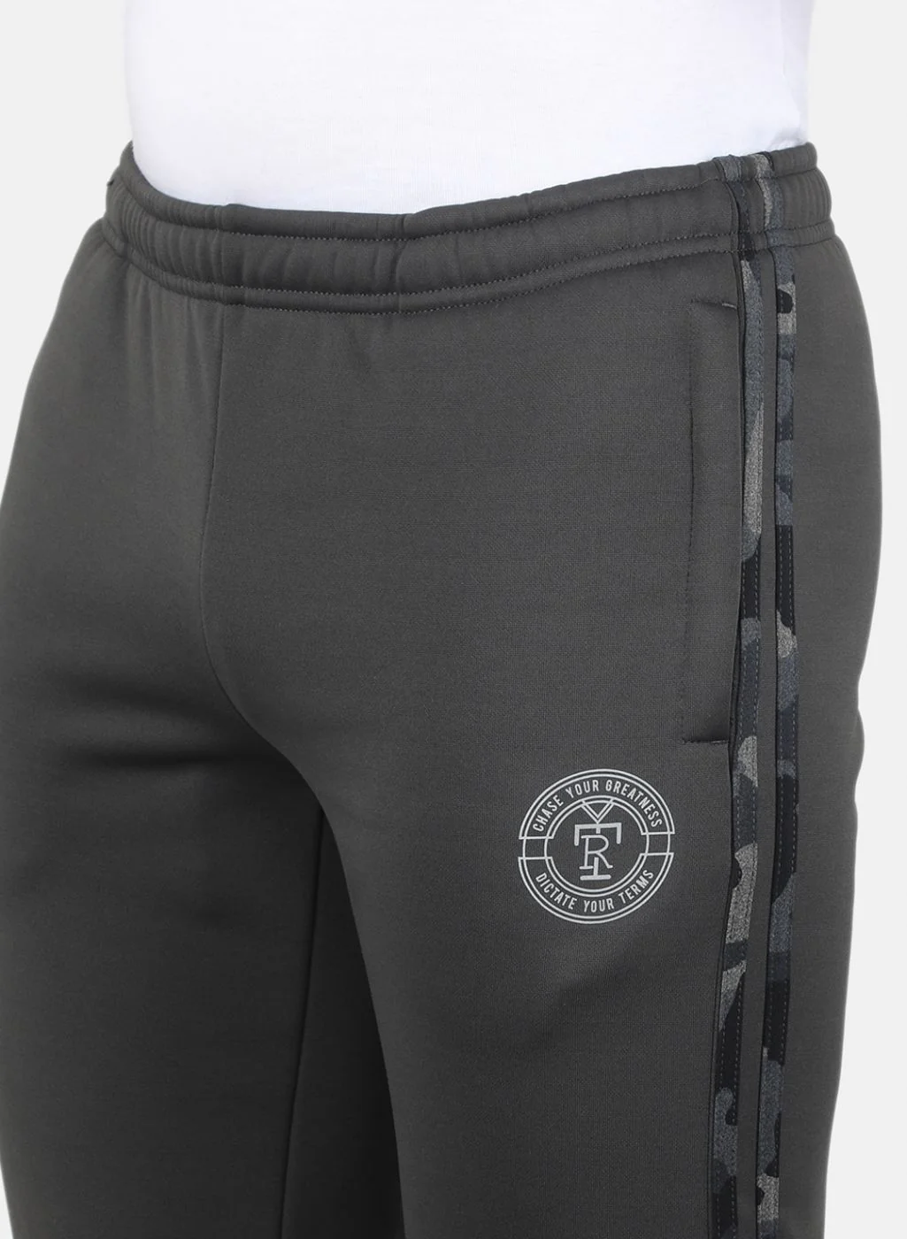 Rock.it Men Grey Solid Tracksuit - Image 5
