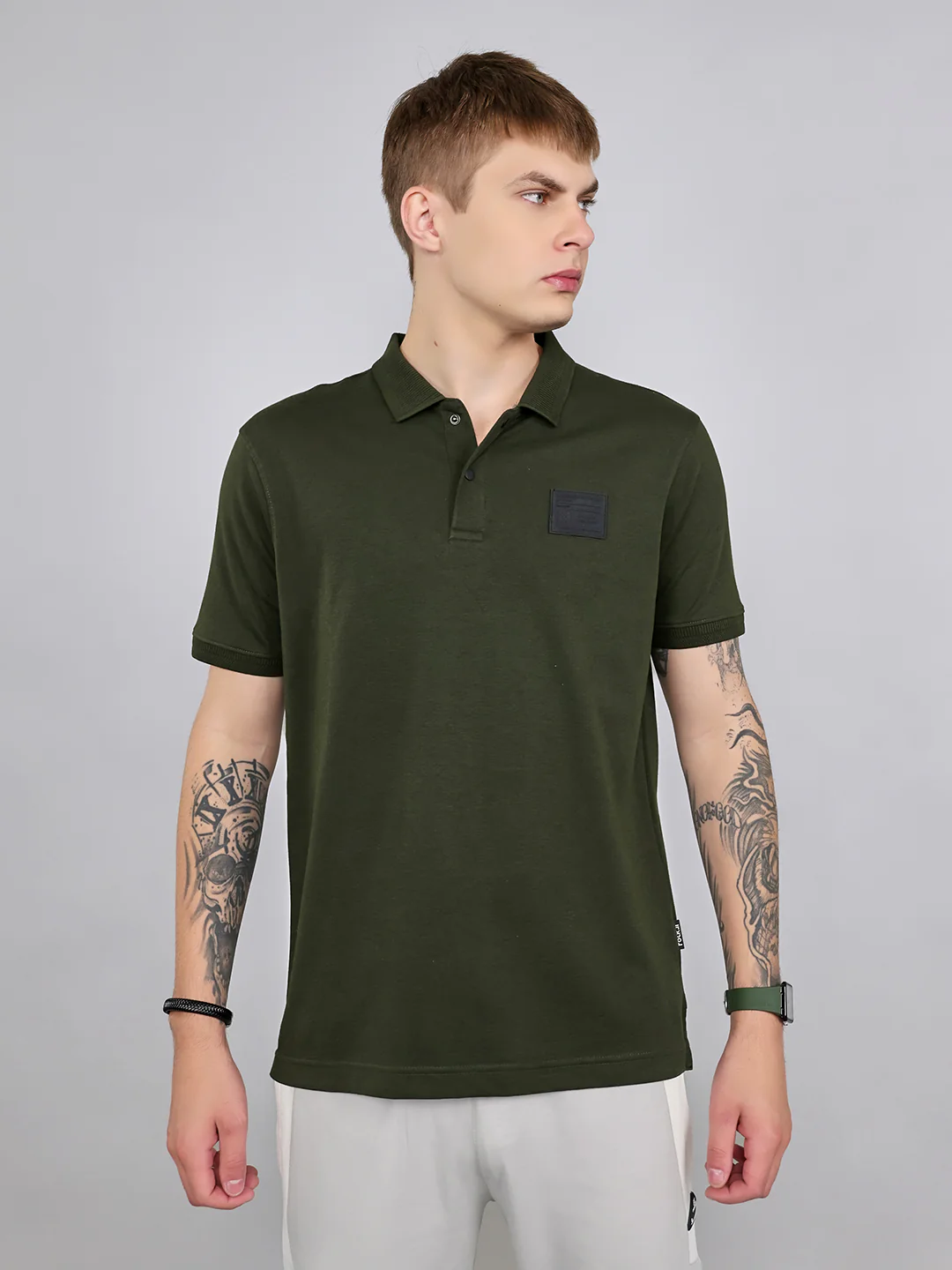 Rock.it Men Olive Solid Collar Half Sleeve T-Shirt