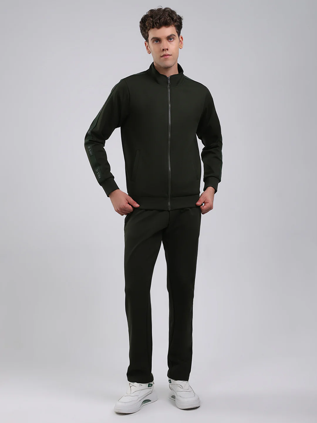 Rock.it Men Olive Solid Round Neck Full Sleeve Winter Tracksuit