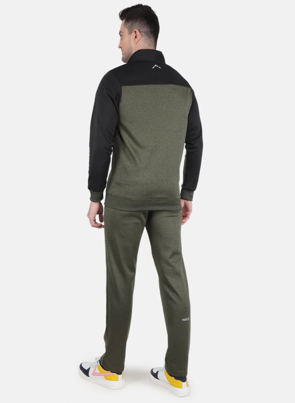 Rock.it Men Olive Solid Tracksuit - Image 3
