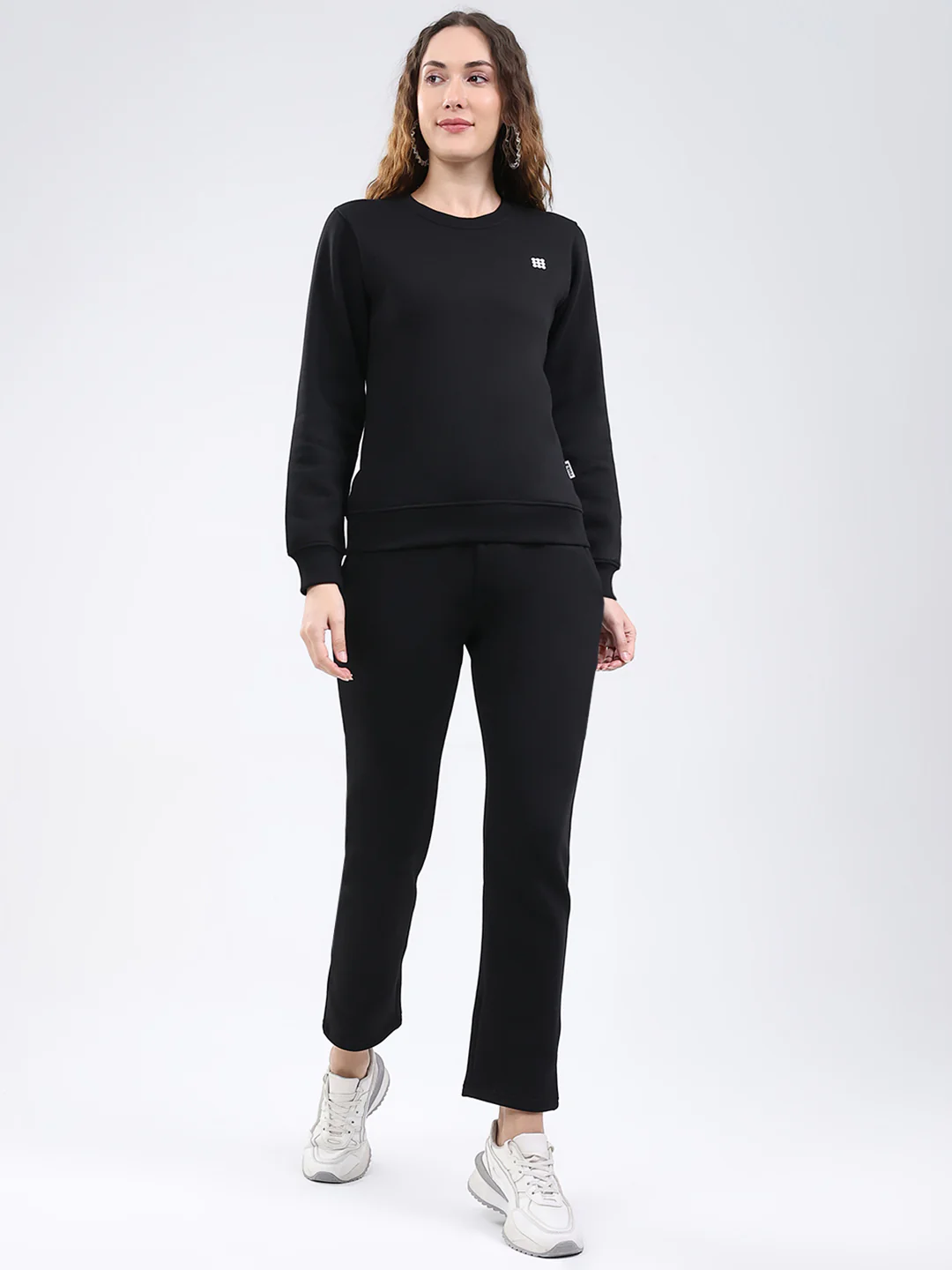 Rock.it Women Black Solid Round Neck Full Sleeve Winter Tracksuit