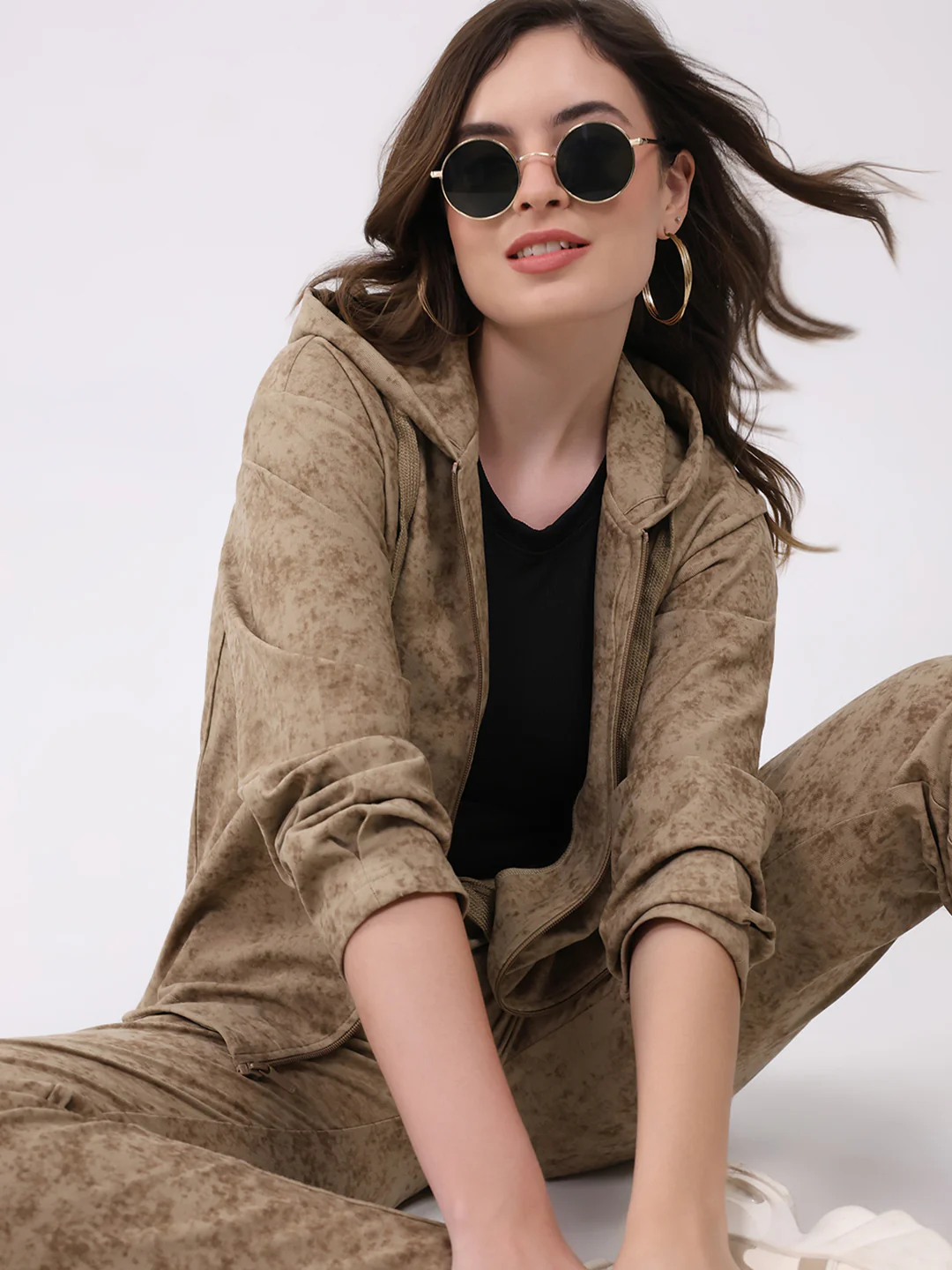 Women Beige Printed Hooded Full Sleeve Cords Set - Image 6
