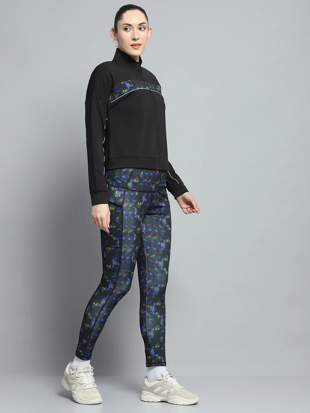 Rock.it Women Black Printed Mock Neck Full Sleeve 3Pc Cords Set - Image 4