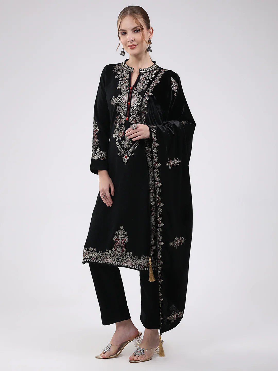 Women Black Printed Round Neck Full Sleeve Kurti Set for Winter - Image 3
