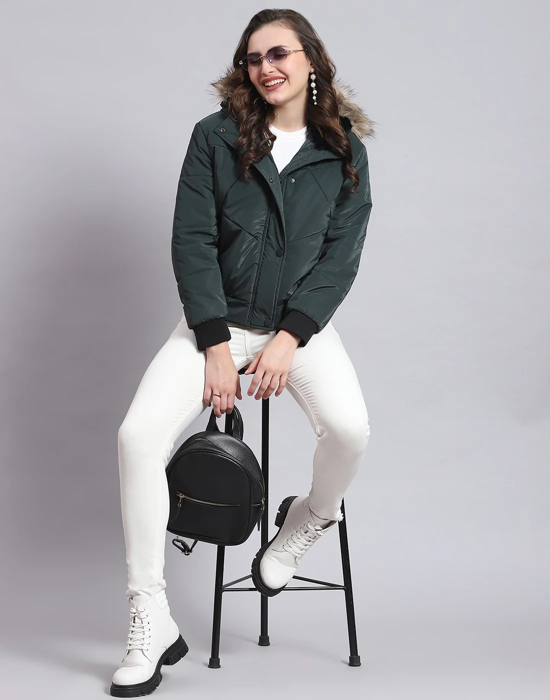 Women Green Solid Hooded Full Sleeve Jacket - Image 2