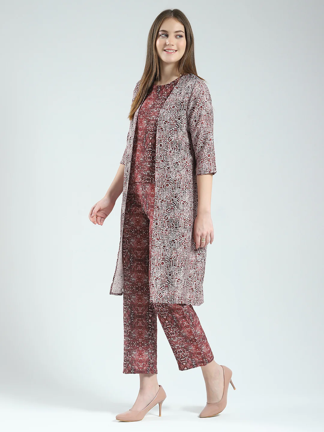 Women Maroon Printed Round Neck Sleeveless 3 Pcs Cords Set - Image 3
