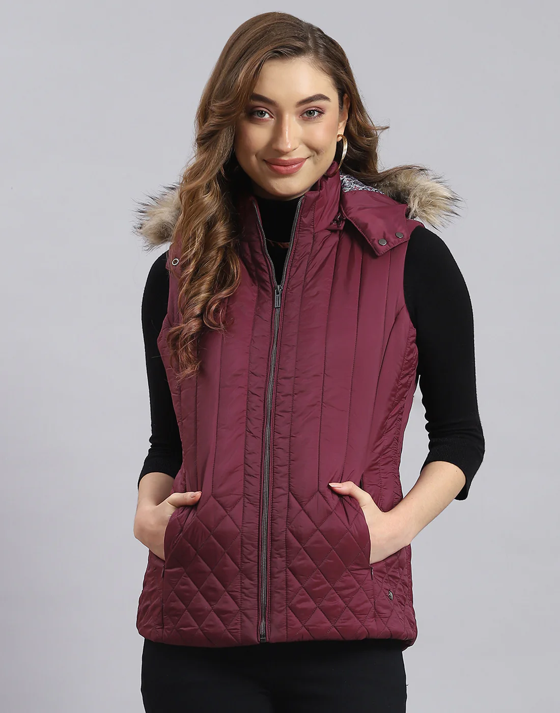 Women Maroon Solid Hooded Sleeveless Jacket - Image 2