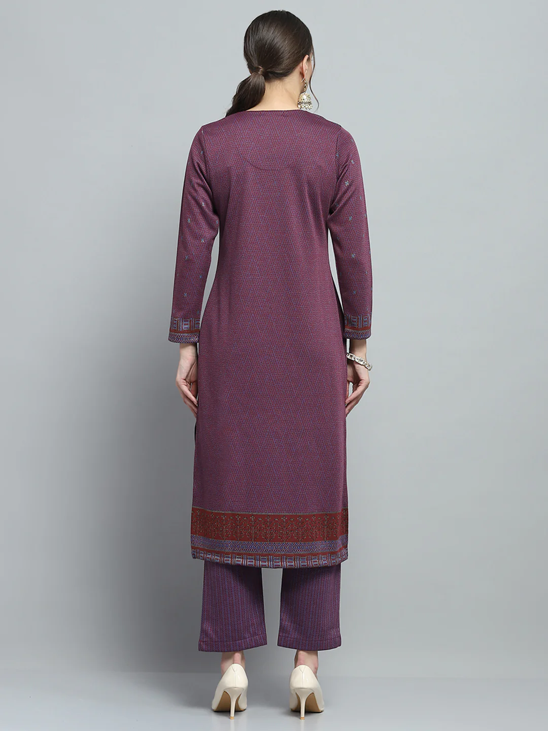 Women Purple Self Design Round Neck Full Sleeve Kurti Set for Winter - Image 5