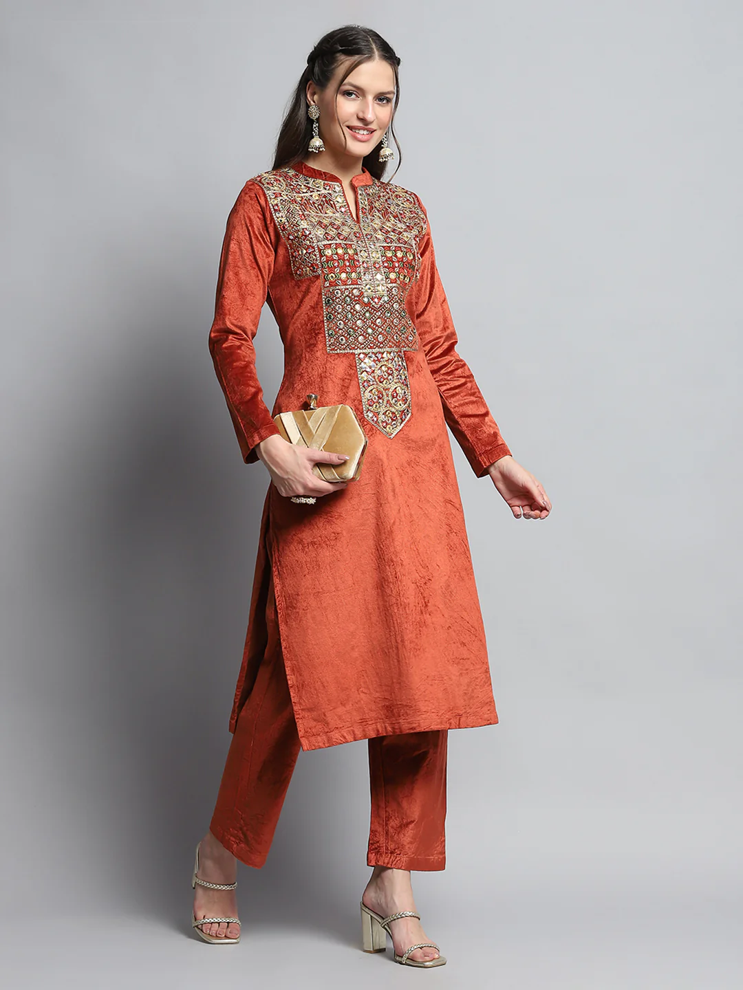 Women Rust Self Design Round Neck Full Sleeve Kurti Set for Winter - Image 2